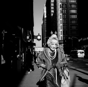 vivian-maier-out-of-the-shadows-book-cover